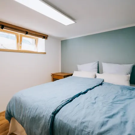Weinkeller 84 Apartman *